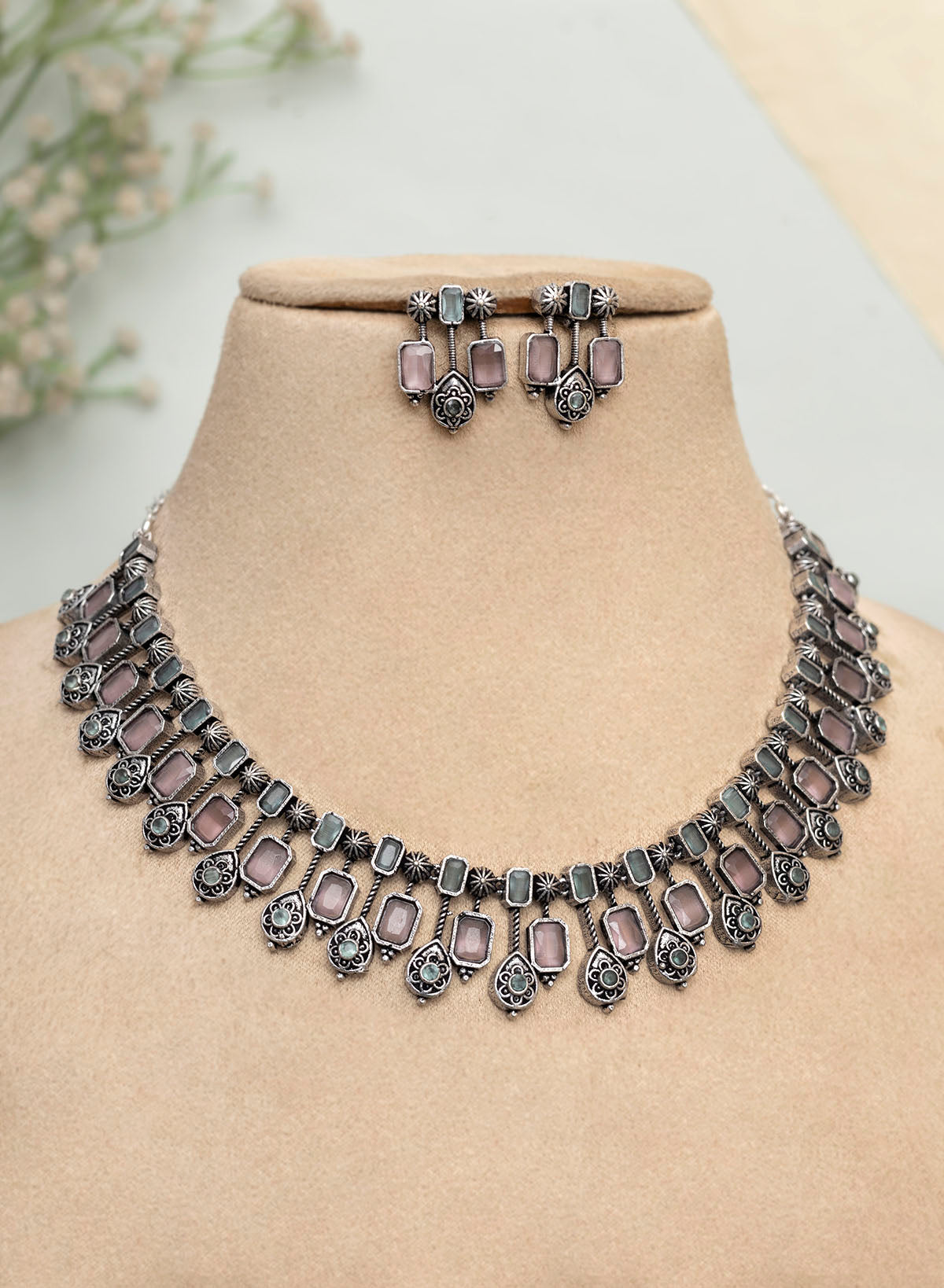 Suryaani Necklace Set