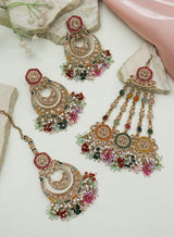 Jaagravi earring with maangtika and passa