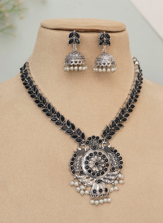 Lila stone necklace set