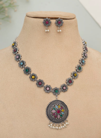 Omisha necklace set