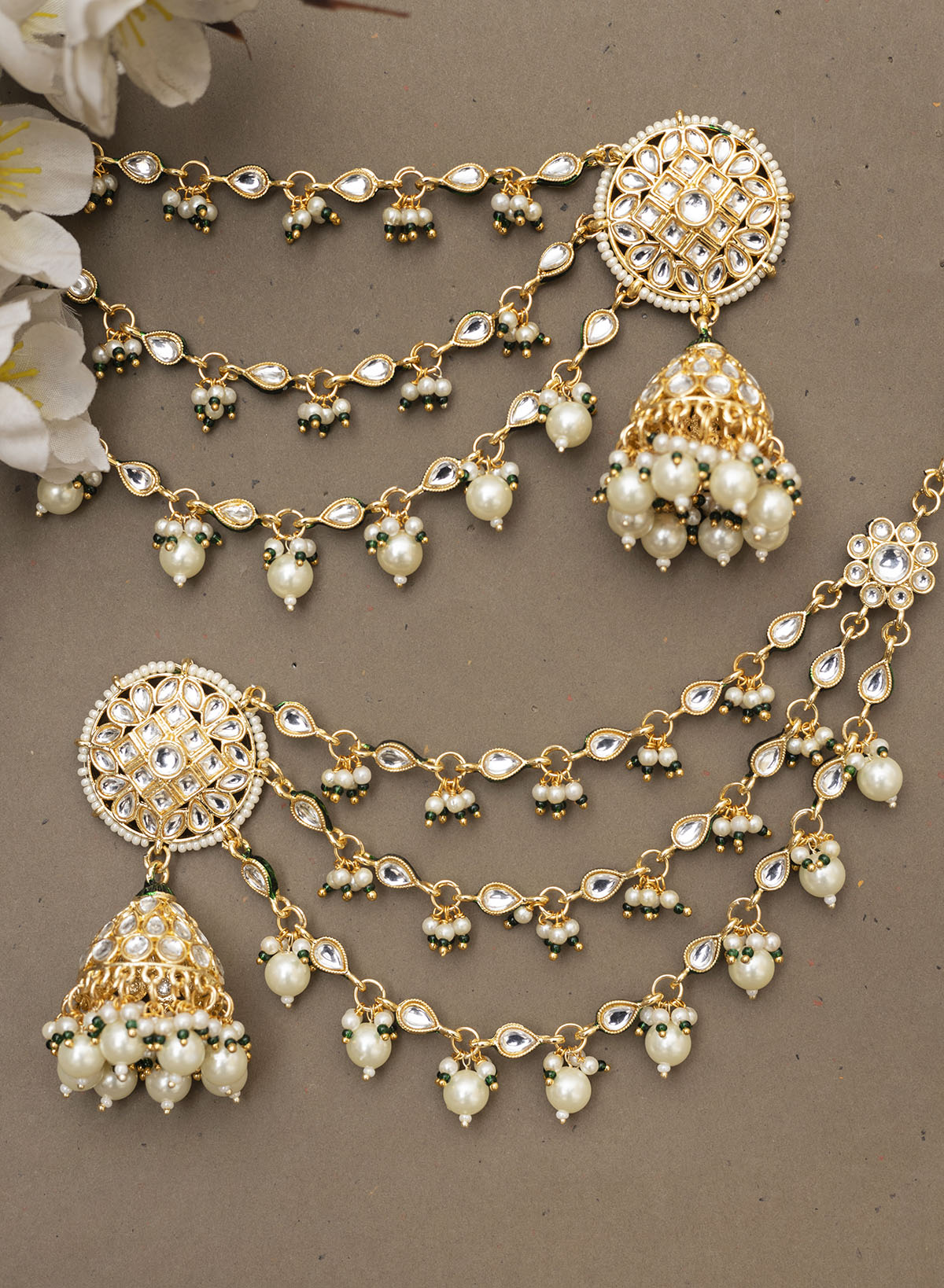 pranitha sahara earring