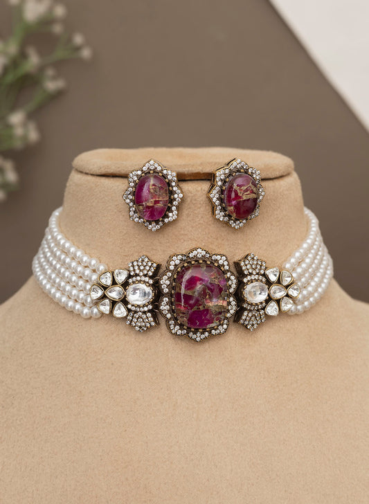 Oshma pearl choker set