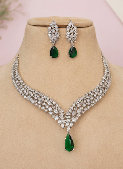 Onima necklace set
