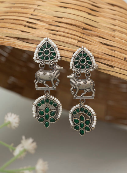 Dhenu earring
