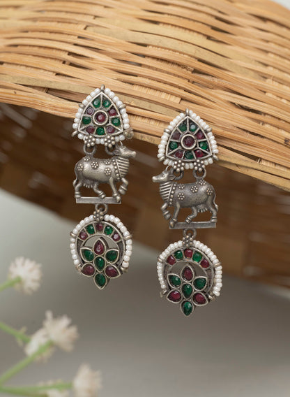 Dhenu earring