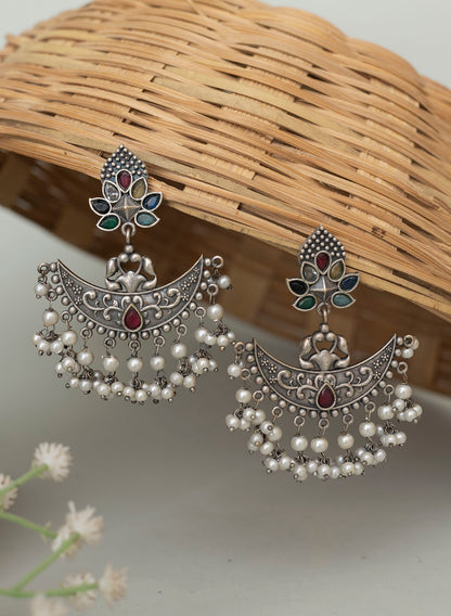 Jagyi silver earrings