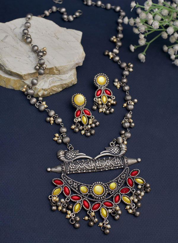 Tarshika stone necklace set