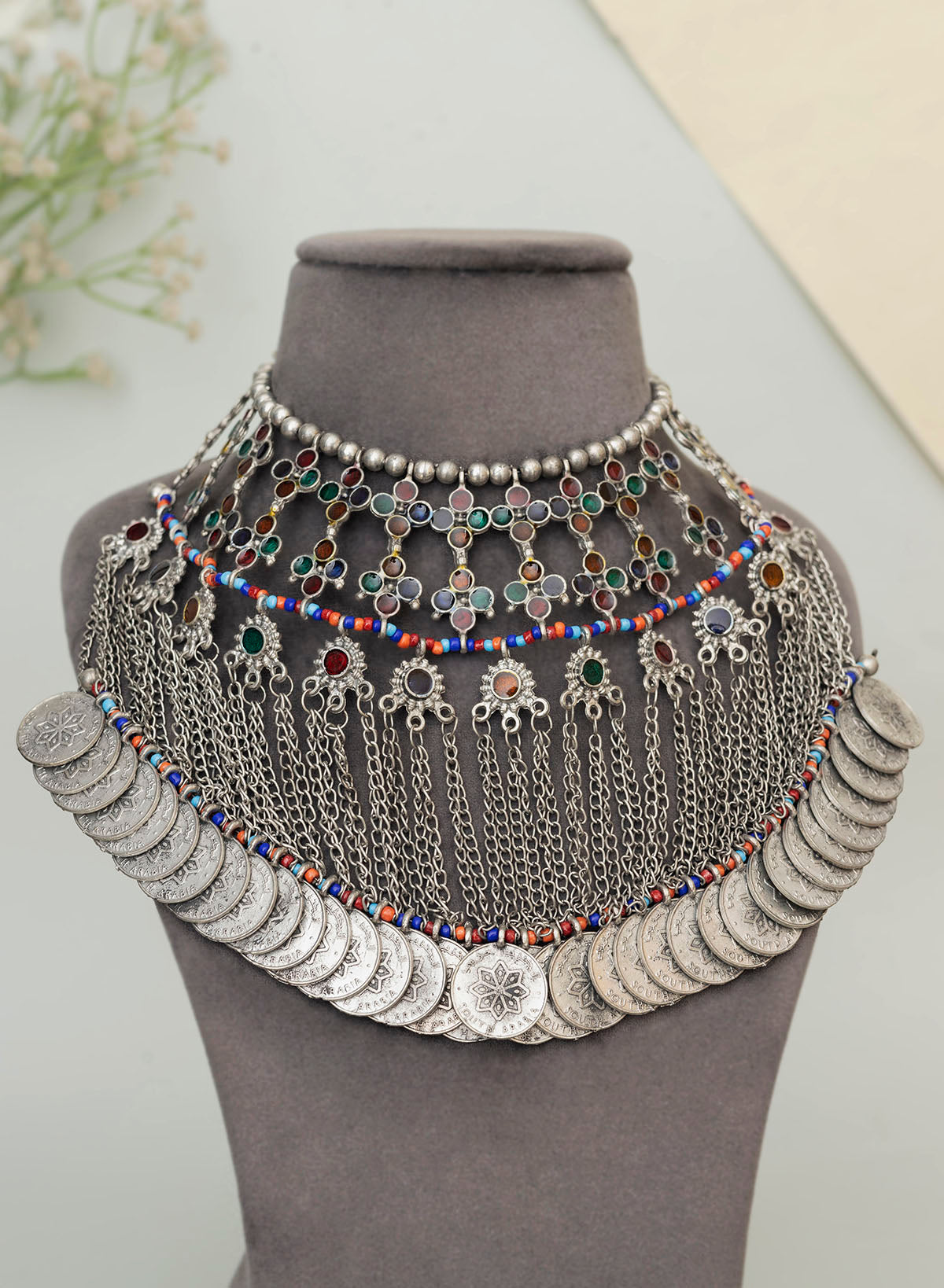 Chadelier oxidised choker