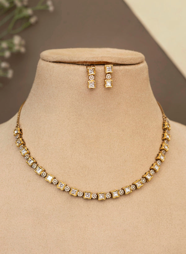 WAHEEDA NECKLACE SET