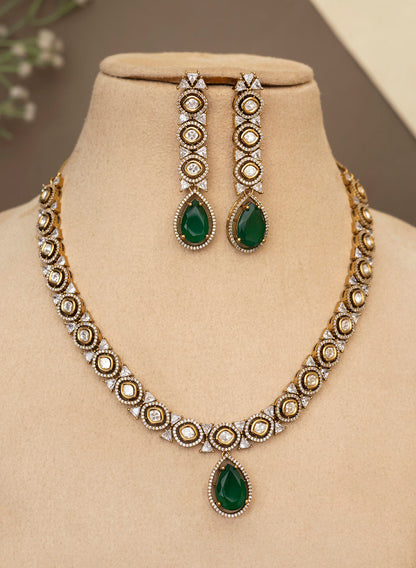 Xiti long Necklace