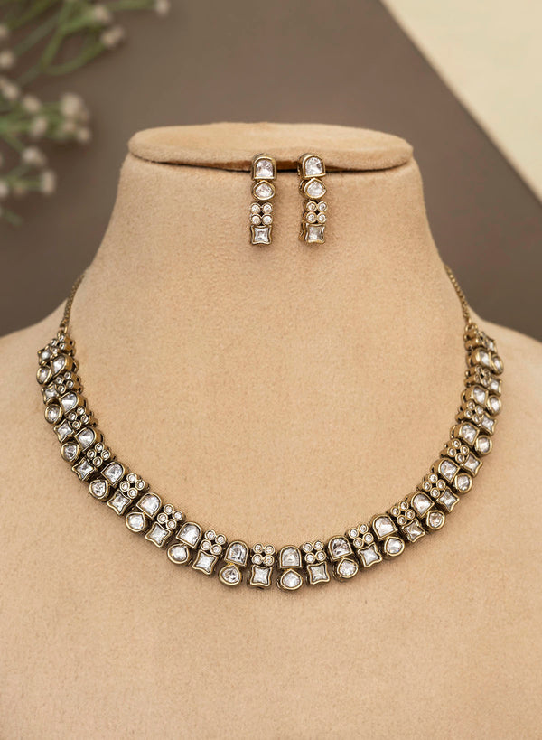 prithi Necklace set