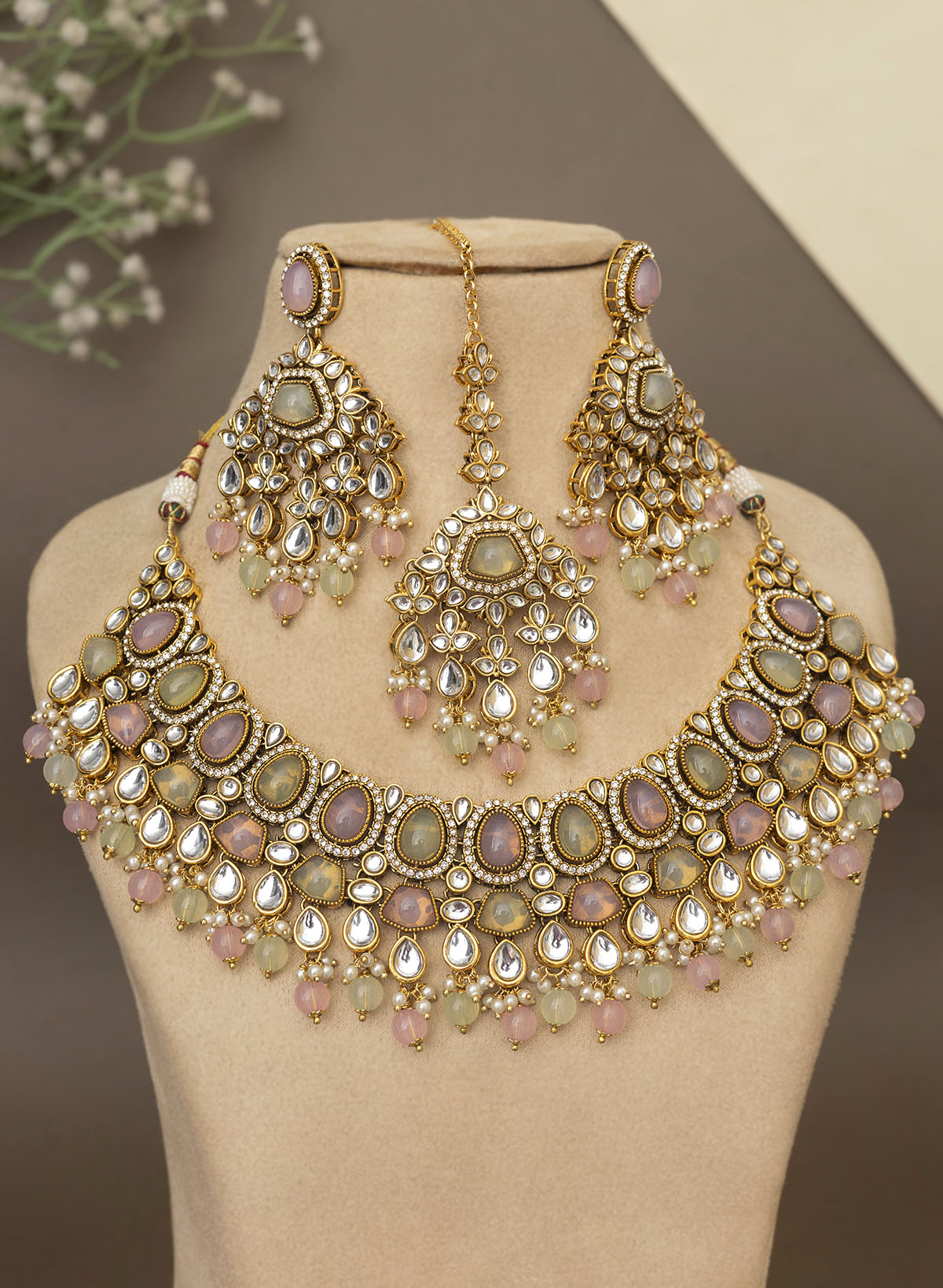 Sharvangi Kundan Set