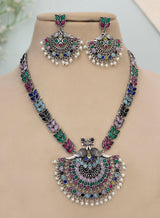 RAASHII NECKLACE SET