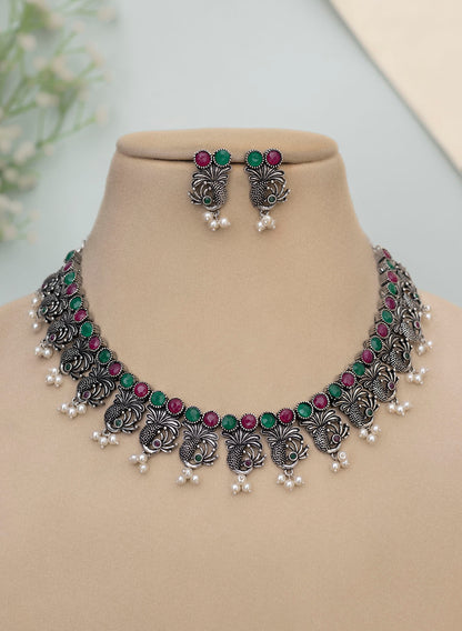 Tabu Necklace set