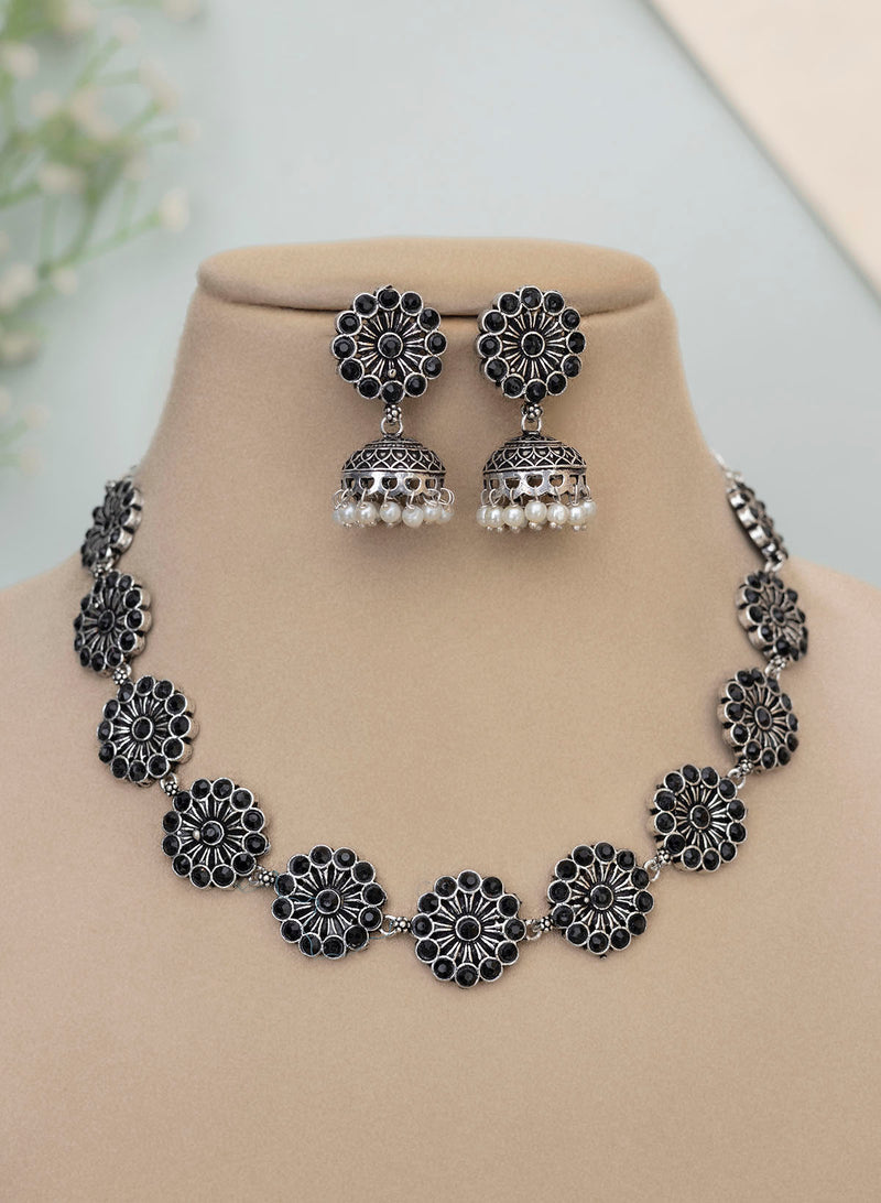 malavika necklace set