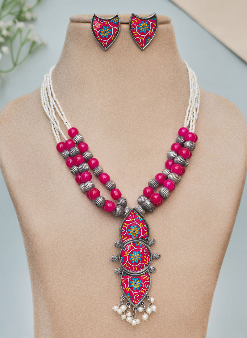 Dakshika pendant necklace set