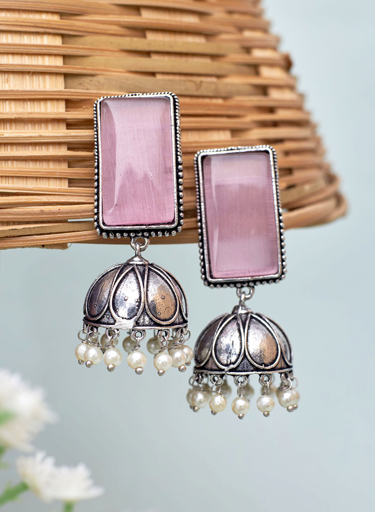 Greta Jhumka