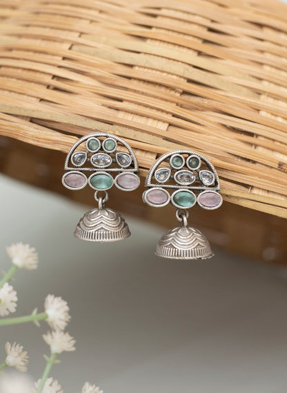 Yuvana jhumka