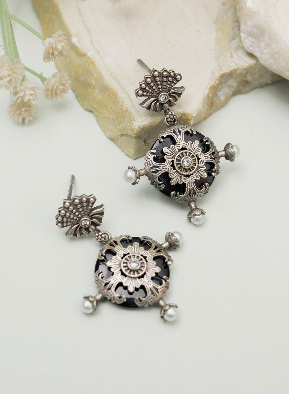 Kavishree earring