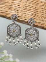 Radhika Earring