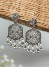 Radhika Earring