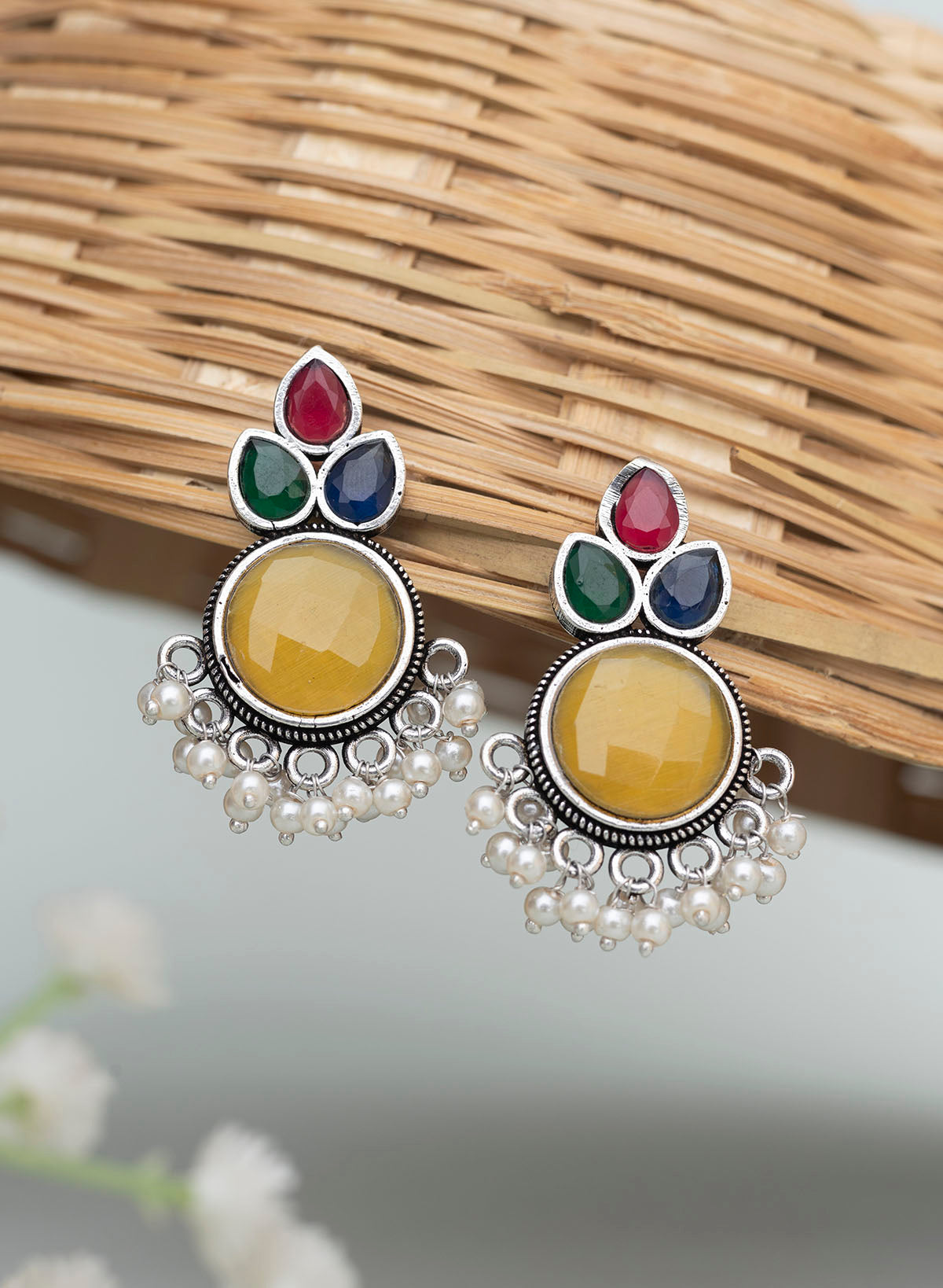 Lara Earring