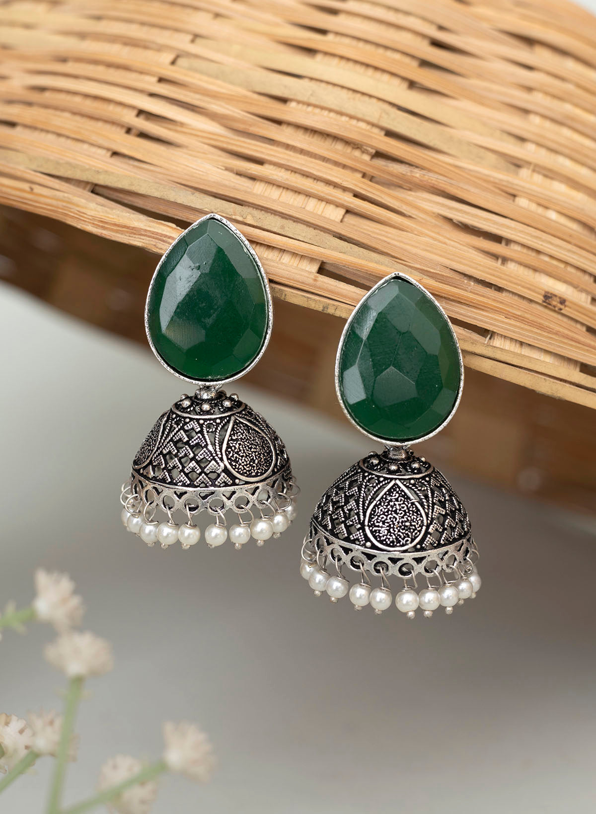 Reeta jhumka