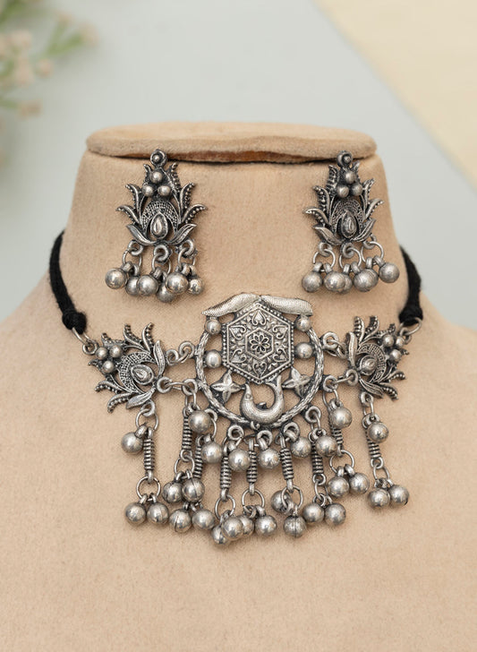 Dikshika Chokar set