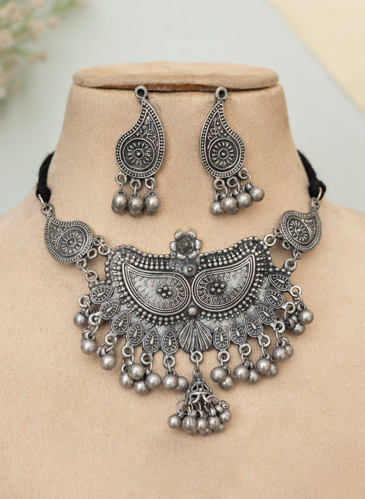 Rishita Choker Set