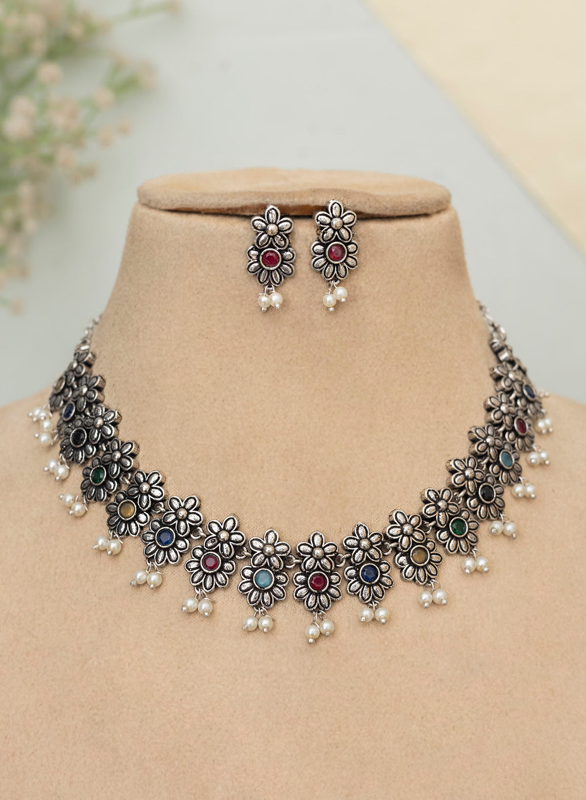 Atishee Necklace Set