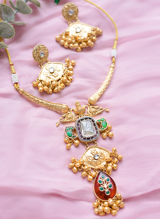 Sabiha hasli Set