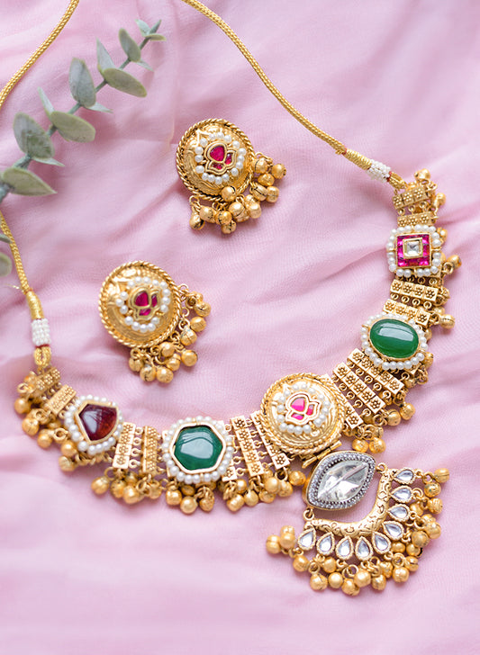 Gulnar Necklace set