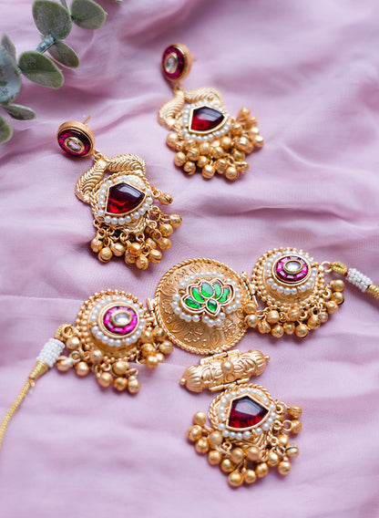 Insha necklace set