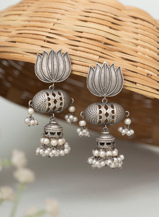 Paranati Earring