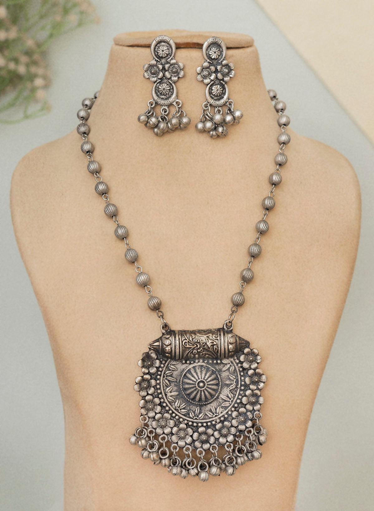 Mitaa Necklace set