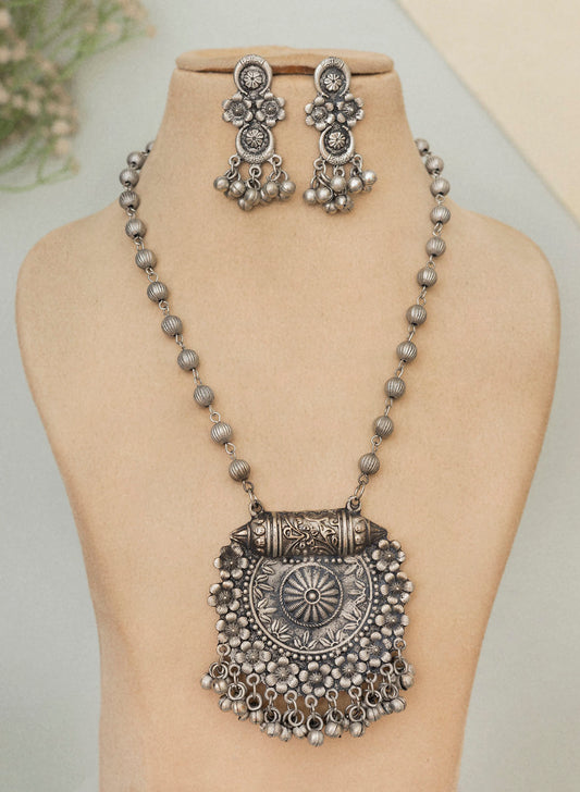 Mitaa Necklace set