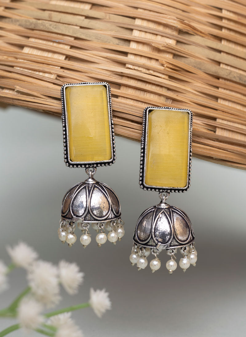 Greta Jhumka