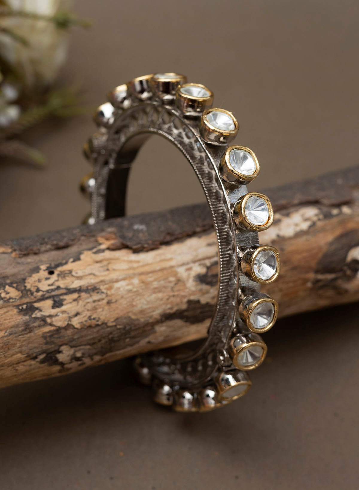 Manini Bangle