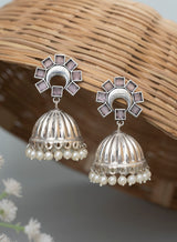 Dravi Earrings