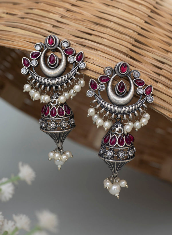 Pravanya Pearl Earrings