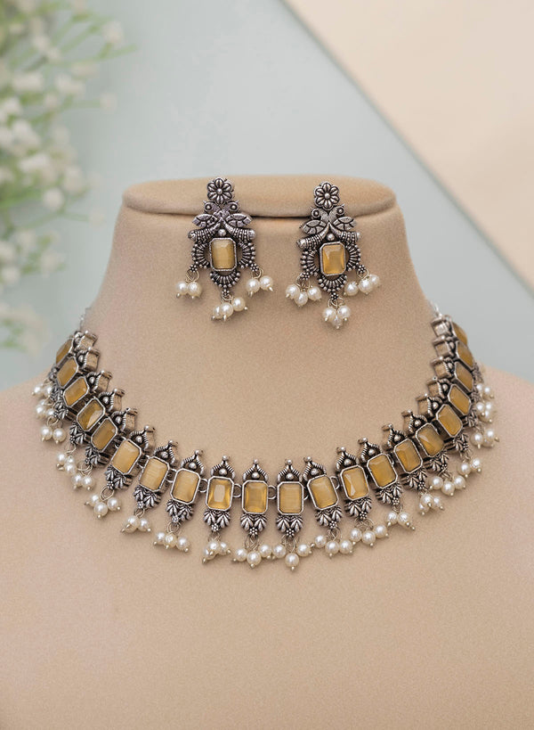 Krishrita Necklace