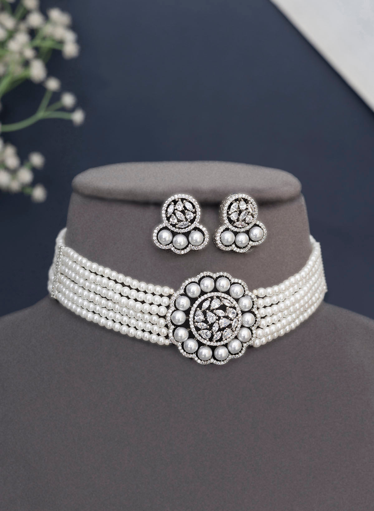 Ashanya Choker set