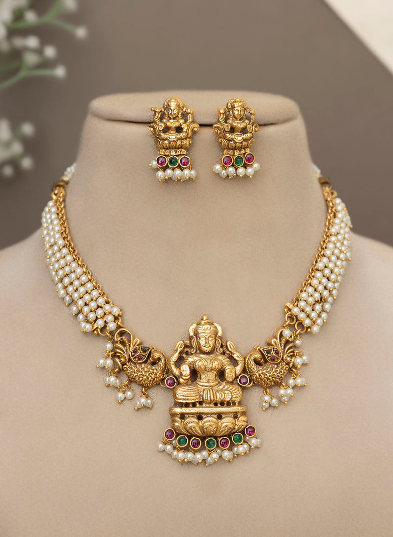 Bhumira necklace set