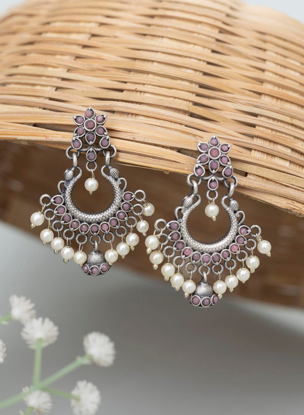 Praneeta Earrings