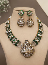 Ijaya Necklace Set