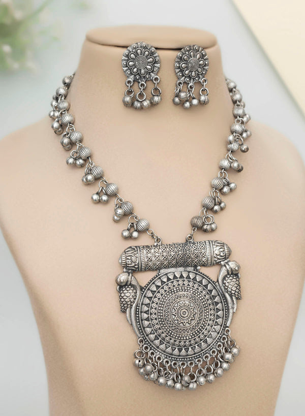 Kanikaa Oxidised Necklace set