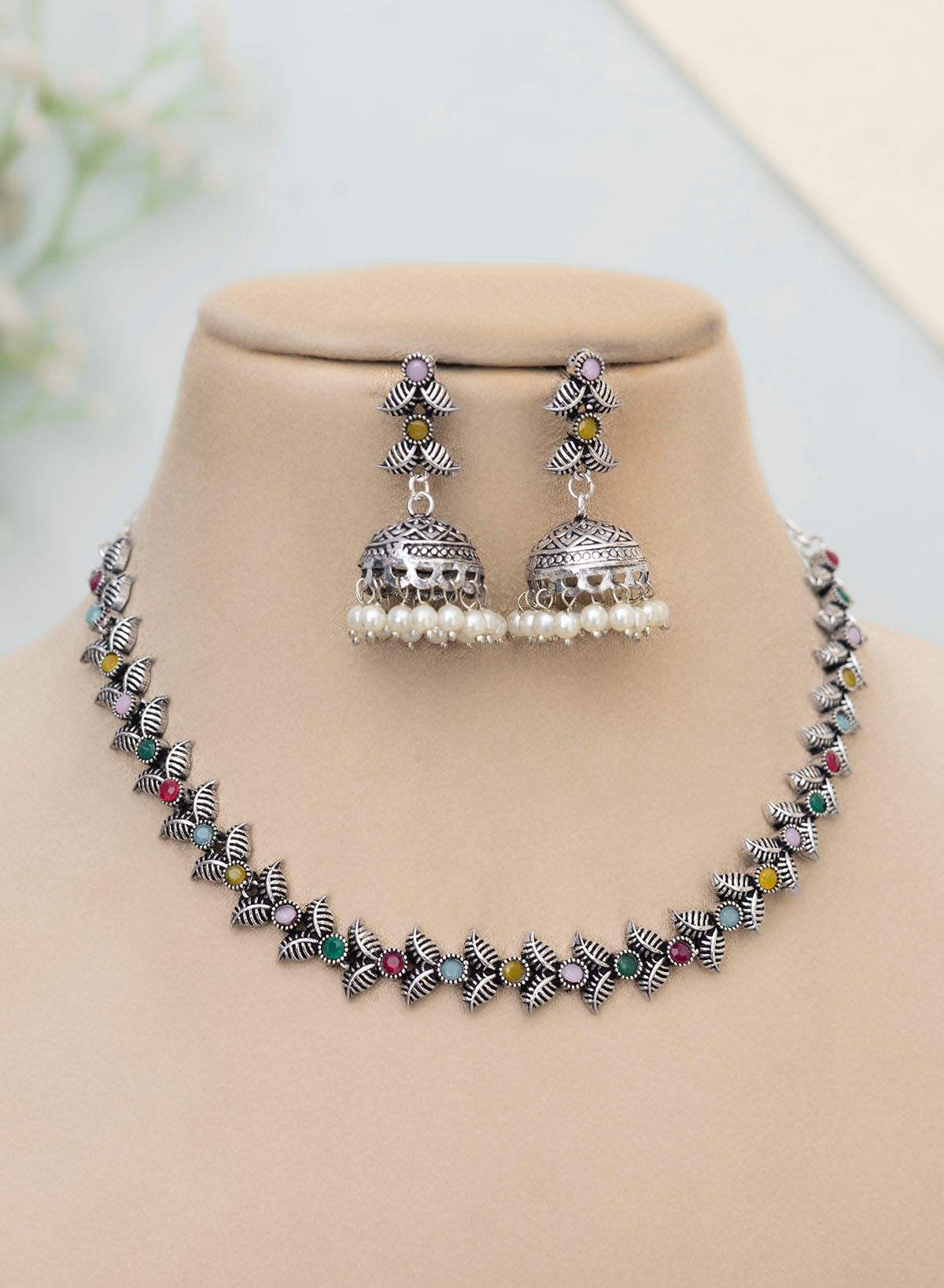 Alanna choker set