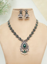 Shoyon necklace set