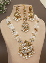 Janvi necklace set