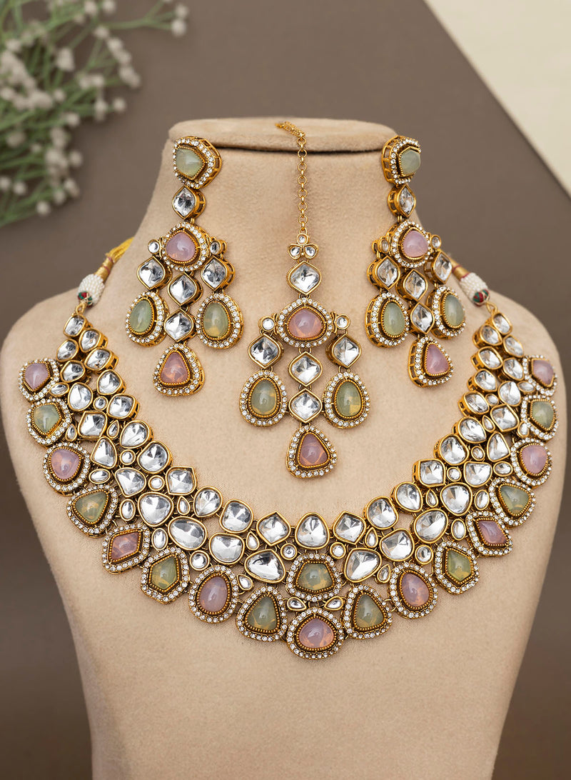 Aavya necklace set